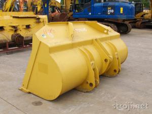 Deli in dodatna oprema, KOMATSU