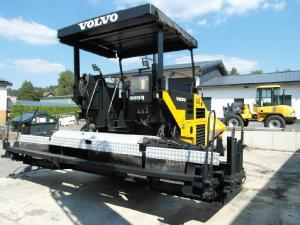 Finišerji, Ostali TITAN 7820 