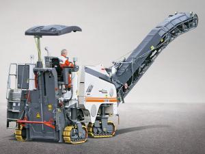 freze wirtgen w 130 f on tracksnbsp