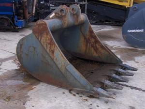 Deli in dodatna oprema, LIEBHERR