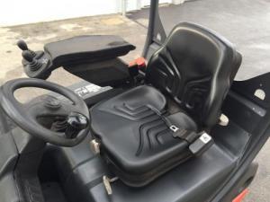 Viličarji čelni, LINDE E14