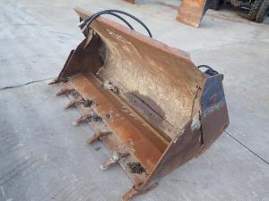 Deli in dodatna oprema, VOLVO