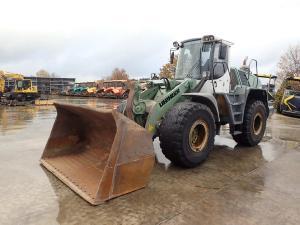 Nakladalci, LIEBHERR L 556 2plus2