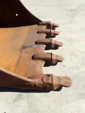 Deli in dodatna oprema, VOLVO