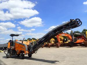Freze freze za asfalt, WIRTGEN W 100 F