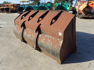 Deli in dodatna oprema, VOLVO