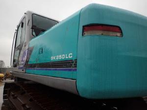 Bagri goseničarji, KOBELCO SK 250 NLC-6
