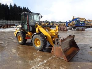 Nakladalci, CATERPILLAR 908 H