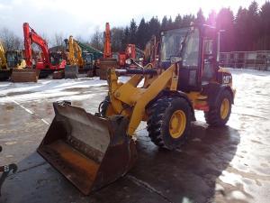 Nakladalci, CATERPILLAR 908 H