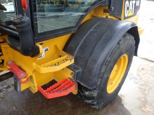 Nakladalci, CATERPILLAR 908 H