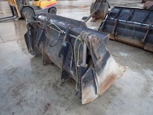 Deli in dodatna oprema, VOLVO