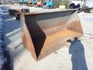 deli in dodatna oprema volvo 