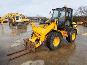 Nakladalci, CATERPILLAR 908 H