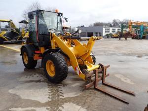 Nakladalci, CATERPILLAR 908 H