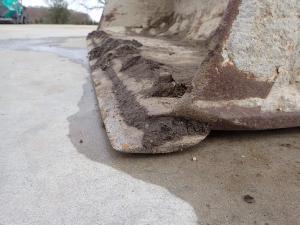 Deli in dodatna oprema, CATERPILLAR