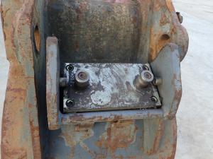 Deli in dodatna oprema, LIEBHERR