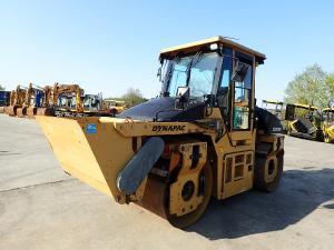 Valjarji tandem valjar, DYNAPAC CG 233 HF