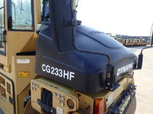 Valjarji tandem valjar, DYNAPAC CG 233 HF