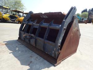 Deli in dodatna oprema, VOLVO