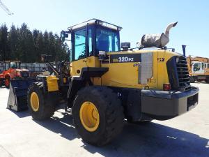 Nakladalci, KOMATSU WA 320 PZ-6