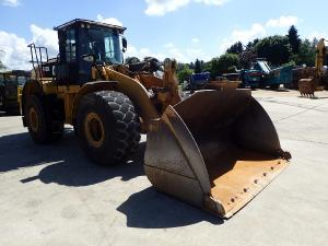 Nakladalci, CATERPILLAR 972 K