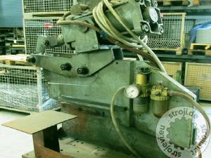 Stroji za obdelavo kovine  Škarje za pločevino, MUBEA 2 / 8 / 300