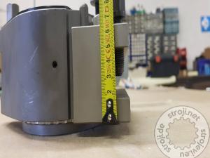 Deli in dodatna oprema, AXA