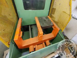 Rezkalni stroji Rezkalni stroj, MAHO MC 600