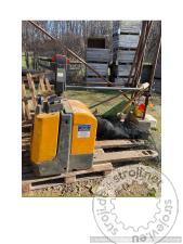 Traktorji traktor, FERRARI thor 65 rs- v kompletu prodam 12 artiklov