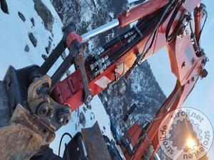 Bagri na kolesih, LIEBHERR A 309 LITRONIC