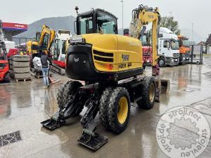 Bagri na kolesih, YANMAR B95W - POWERTILT - 3X ŽLICA - 4715 UR