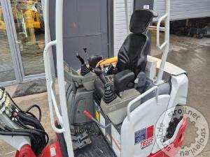 Mini bagri, TAKEUCHI TB225 - 2021 LETNIK - 1365 UR - 3X ŽLICA