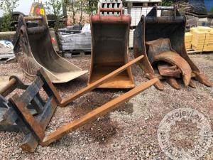 Bagri goseničarji, VOLVO EC220EL