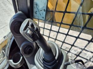 Nakladalci, CATERPILLAR 239D - LETNIK 2018 - 1280 DELOVNIH UR - AC