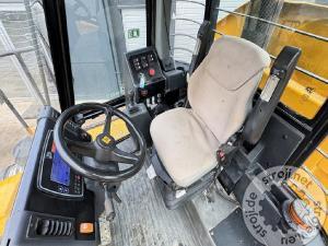 Demperji zglobni demper, JCB 714 - NOVE GUME - 2013 LETNIK - 8200 UR