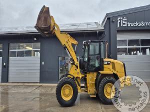 Nakladalci, CATERPILLAR 910K - YEAR 2015 - 4025 HOURS - AC
