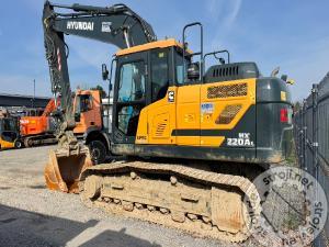 bagri goseniarji hyundai hx220al powertilt 2023 letnik 1155 ur