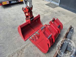 Mini bagri, TAKEUCHI TB260 - POWERTILT - 3X NOVA ŽLICA - 2022 LETNIK - 