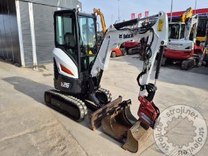 Mini bagri, BOBCAT E26 - POWERTILT - 3X ŽLICA - 2020 LETNIK - 1240 UR
