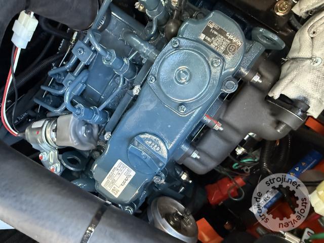 Mini bagri, KUBOTA Mini bager 15 X PRO 1.5T kubota motor 